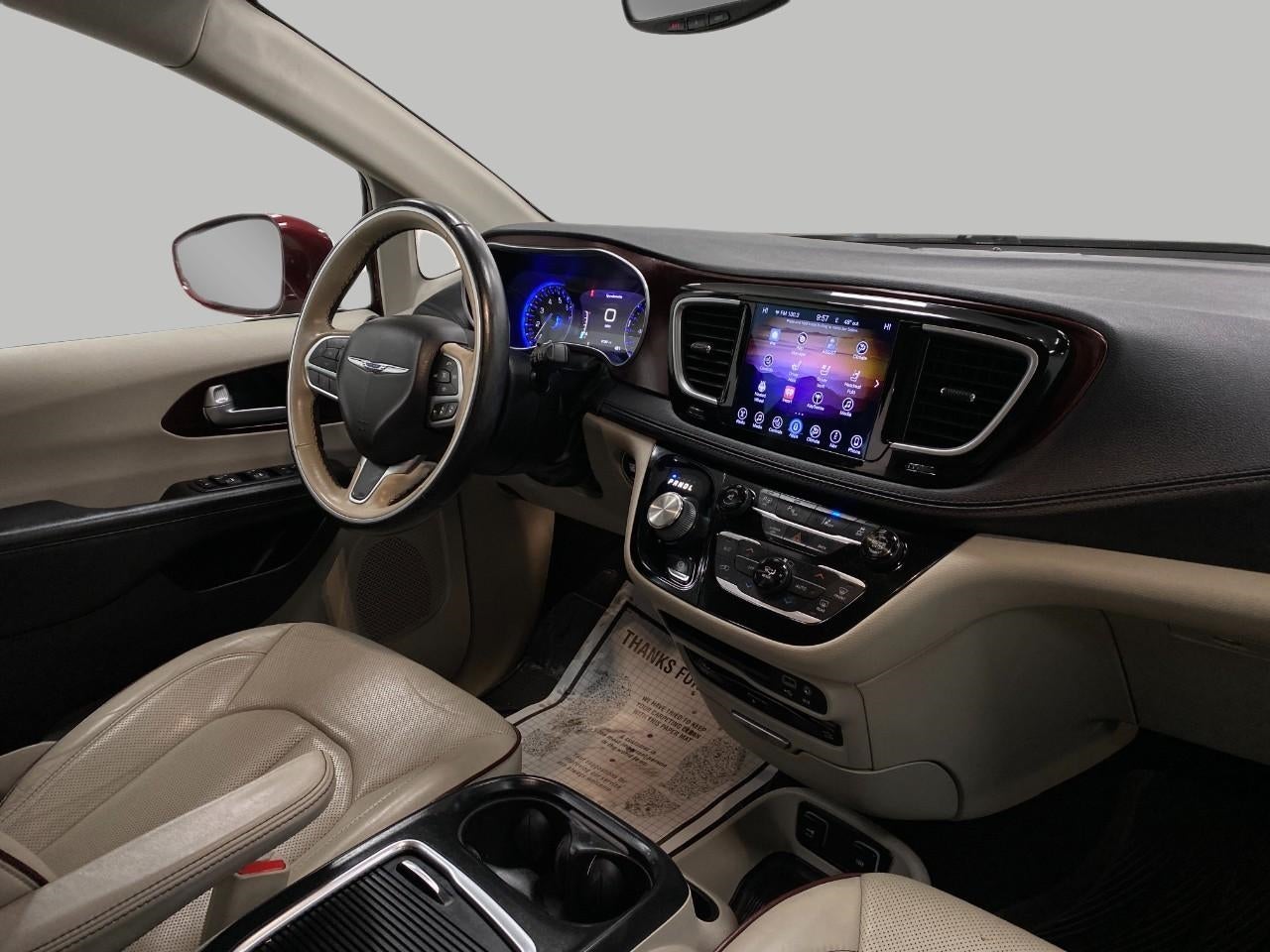 2017 Chrysler Pacifica Limited FWD