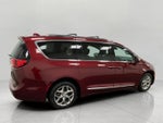 2017 Chrysler Pacifica Limited FWD