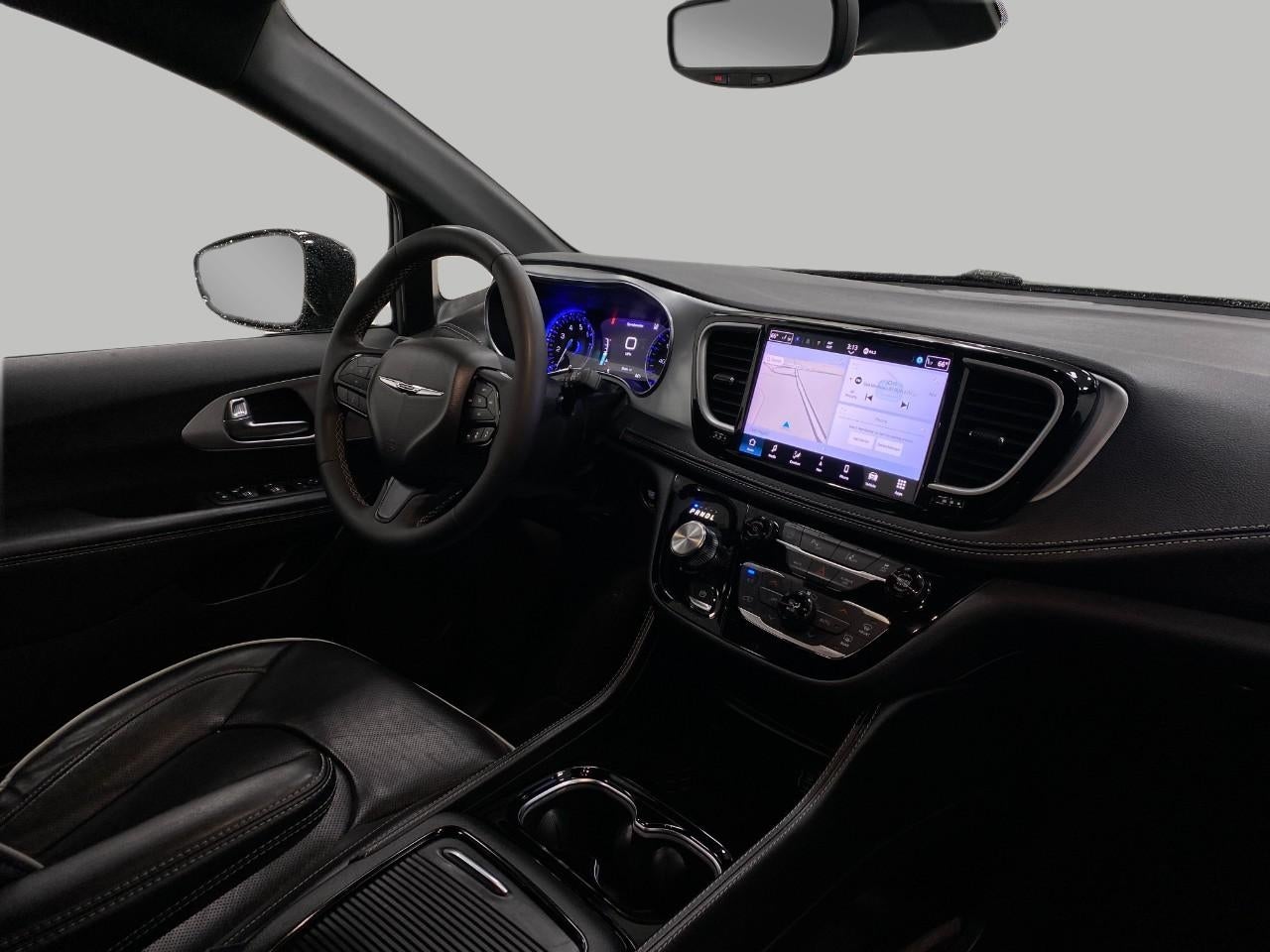 2025 Chrysler Pacifica Limited FWD
