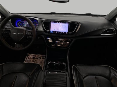 2025 Chrysler Pacifica Limited FWD