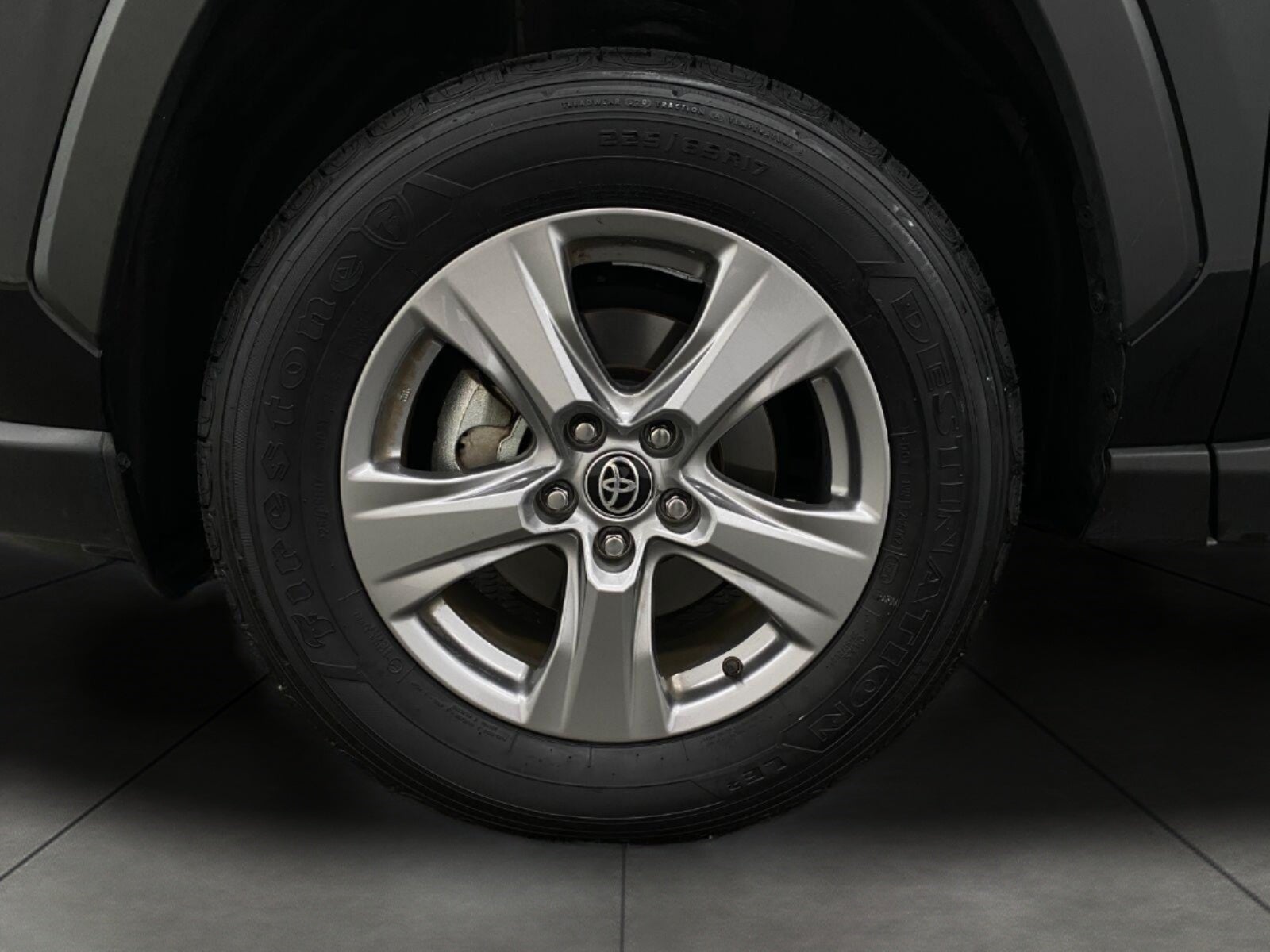 2025 Toyota RAV4 XLE AWD