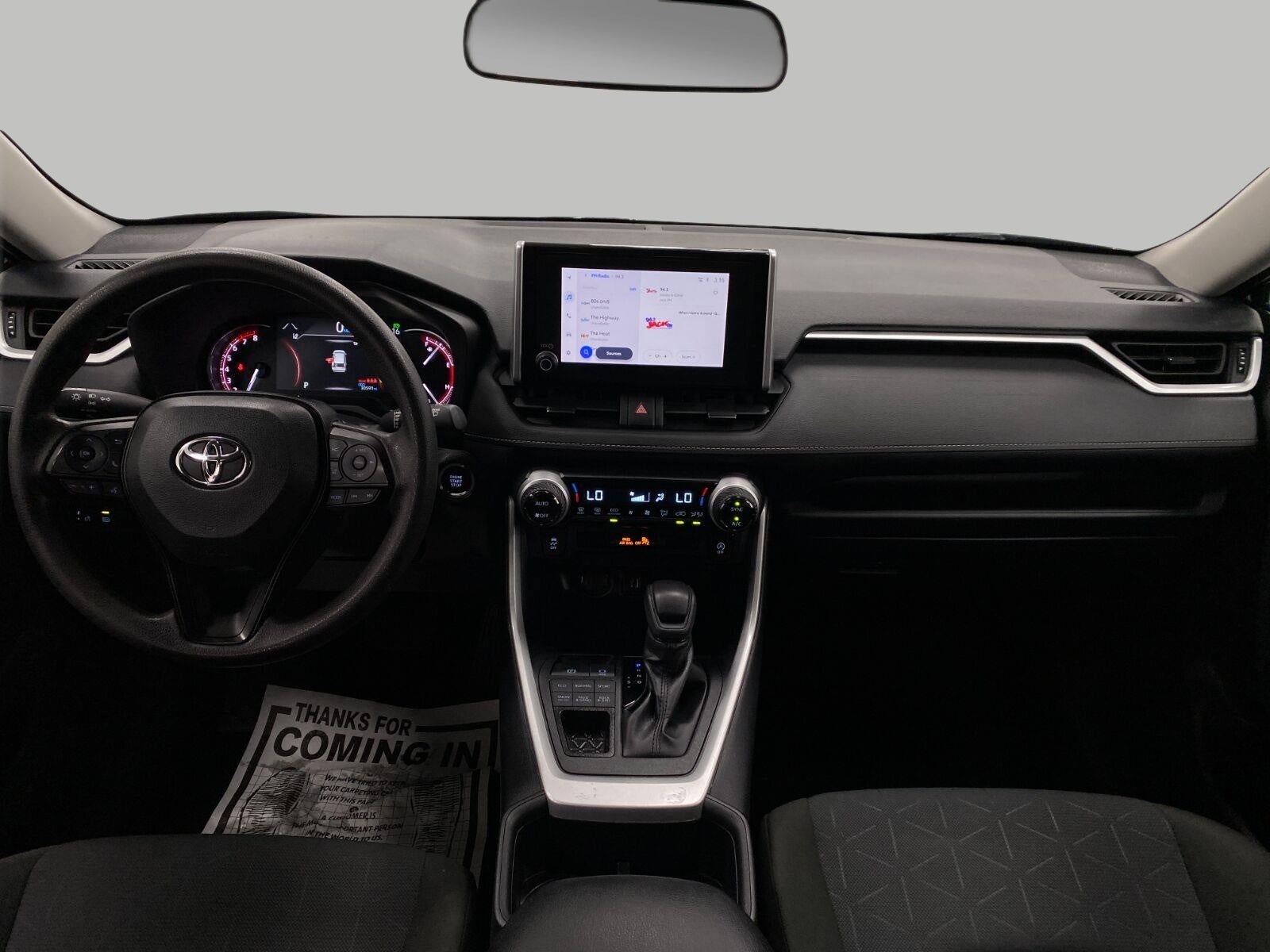 2025 Toyota RAV4 XLE AWD