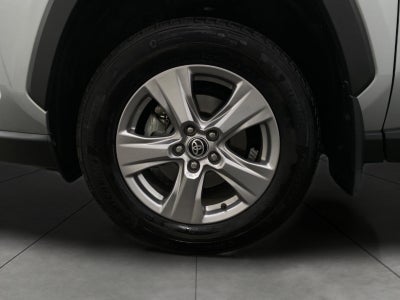 2025 Toyota RAV4 XLE AWD