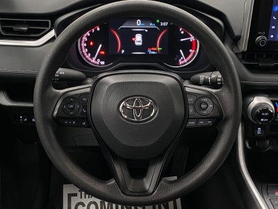 2025 Toyota RAV4 XLE AWD