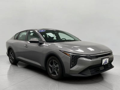 2025 Kia K4 LXS FWD