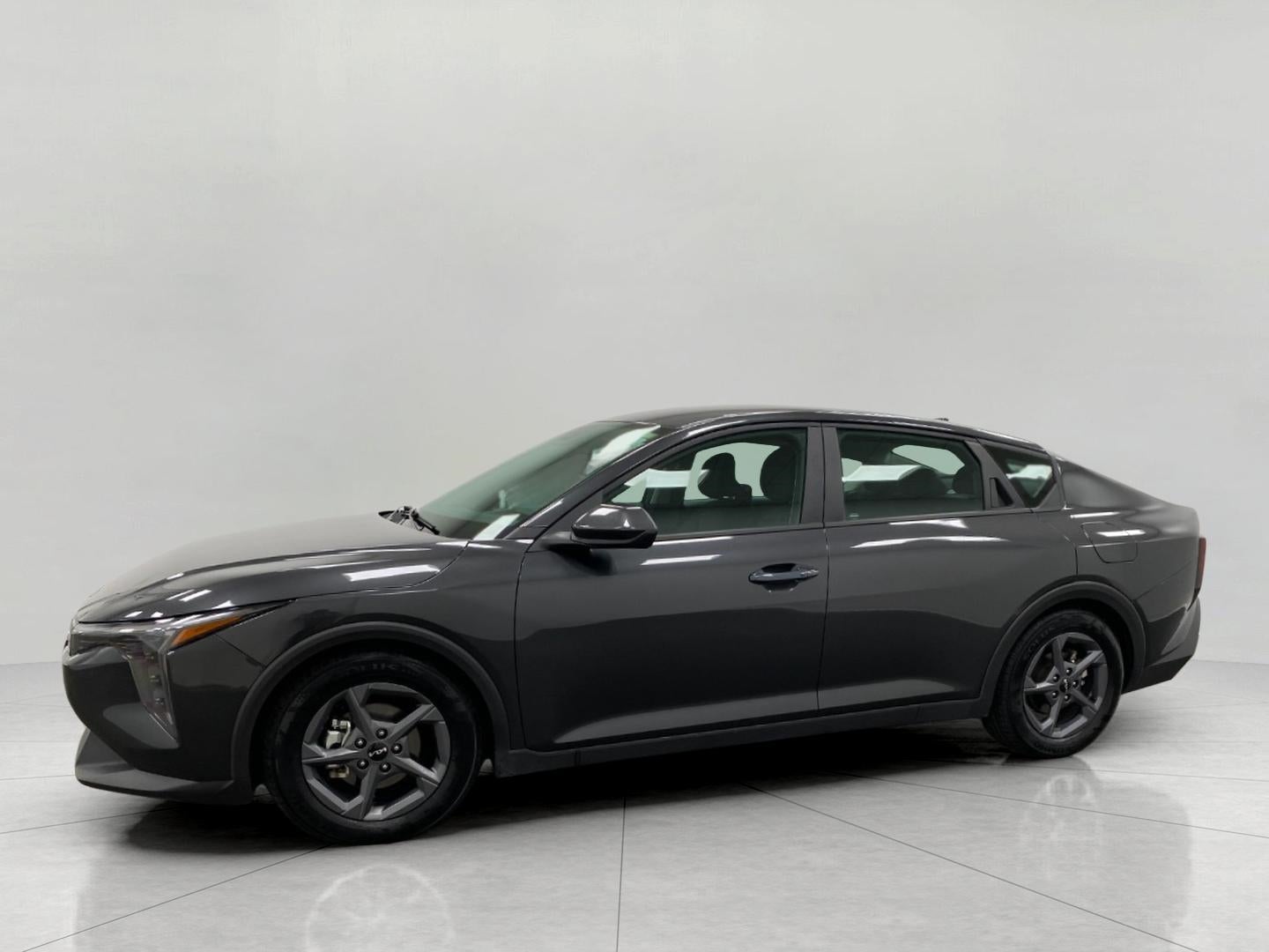 2025 Kia K4 LXS FWD