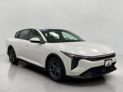 2025 Kia K4 LXS FWD
