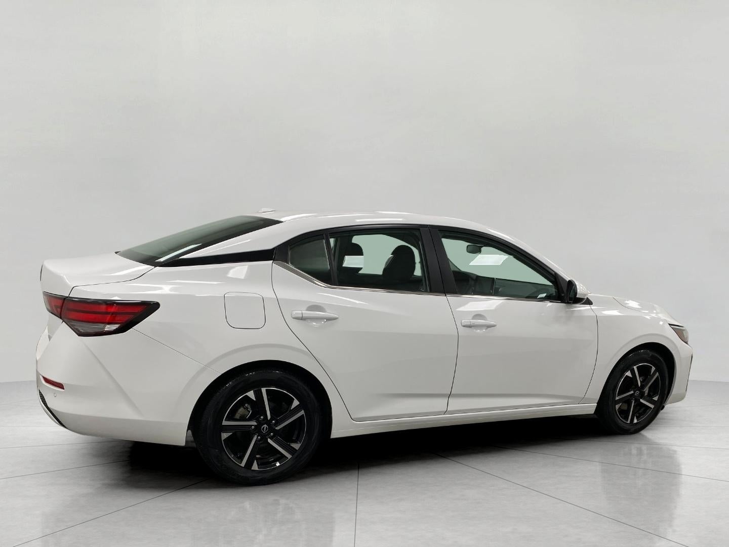 2025 Nissan Sentra SV CVT