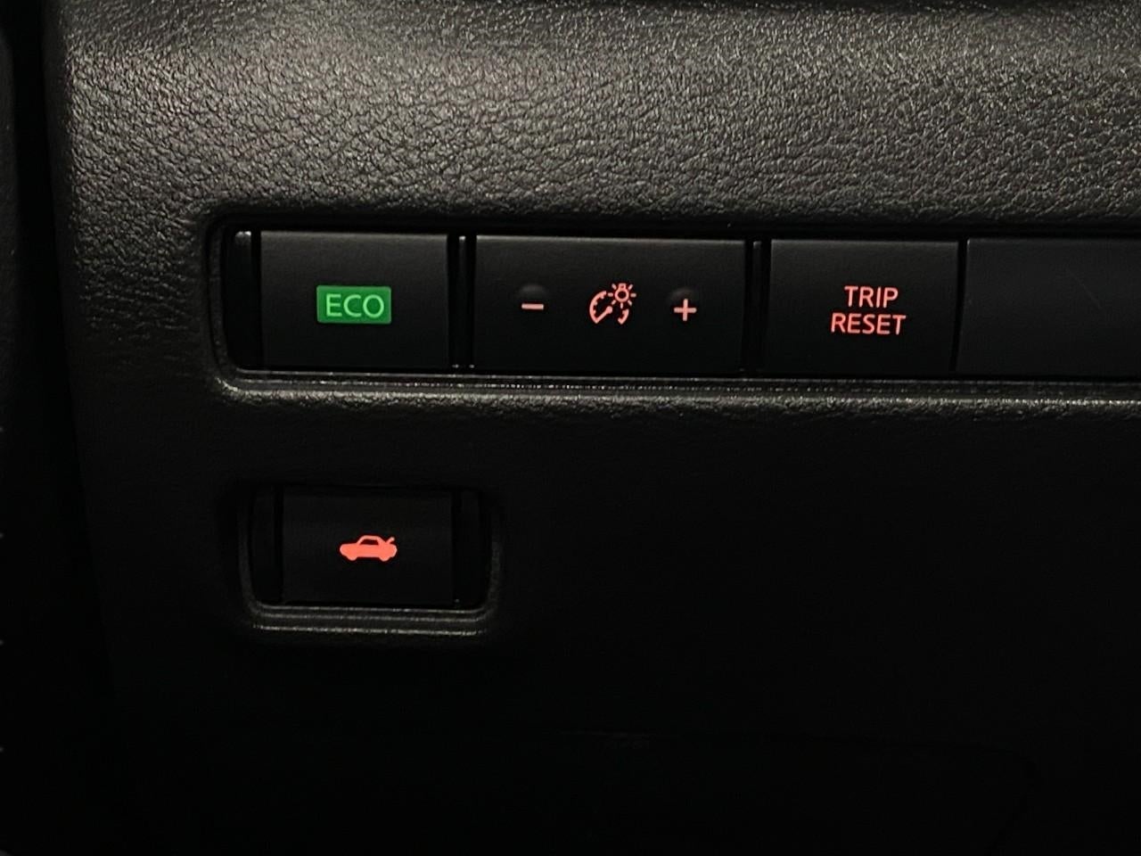 2025 Nissan Sentra SV CVT