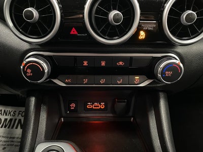 2025 Nissan Sentra SV CVT