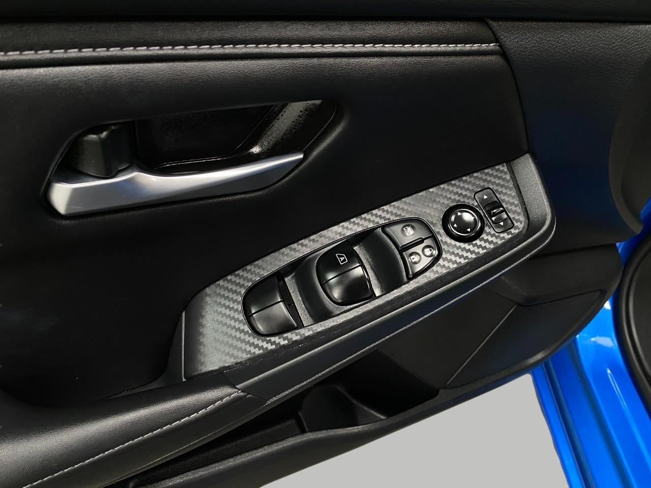 2025 Nissan Sentra SV CVT