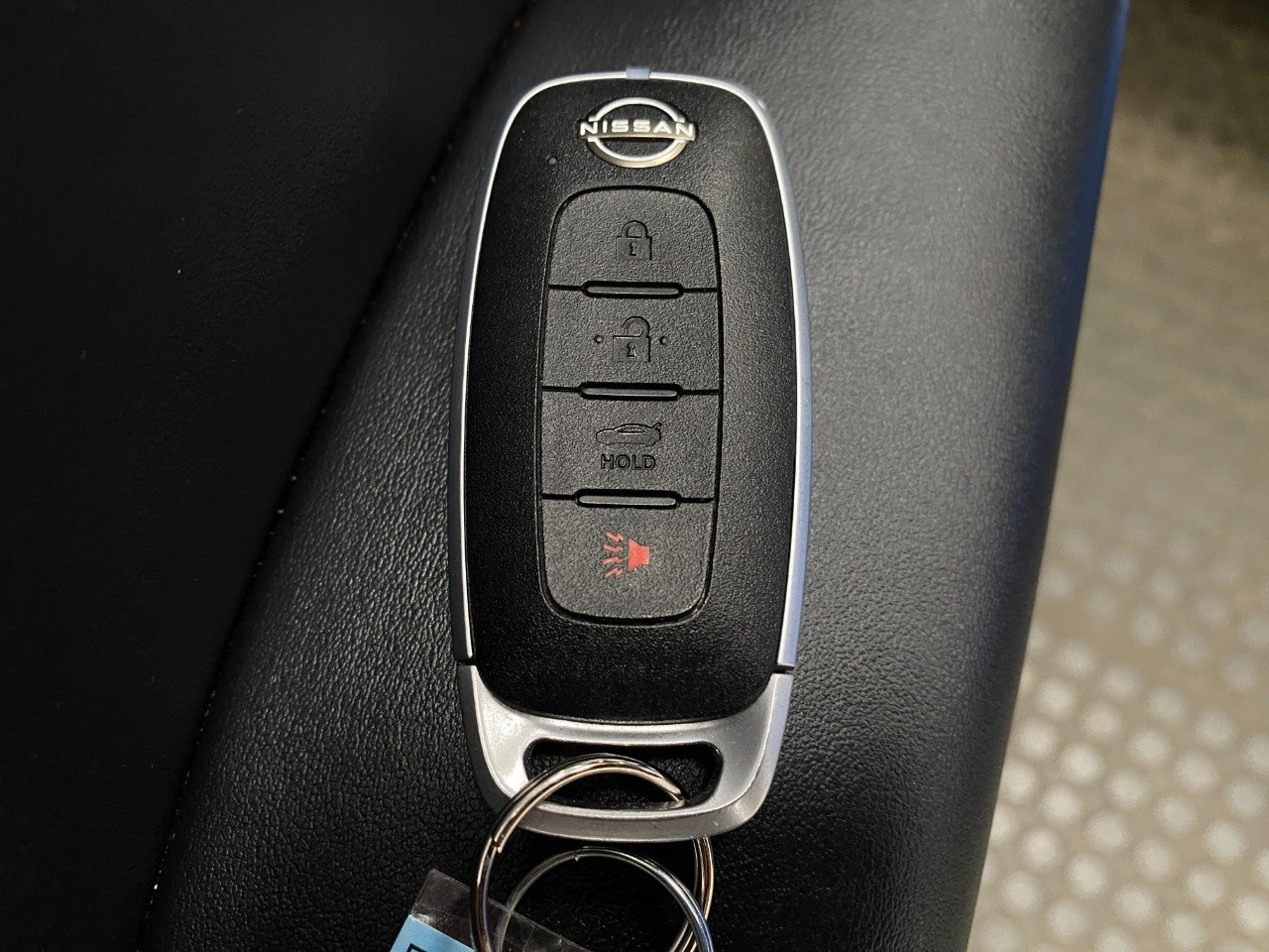 2025 Nissan Sentra SV CVT