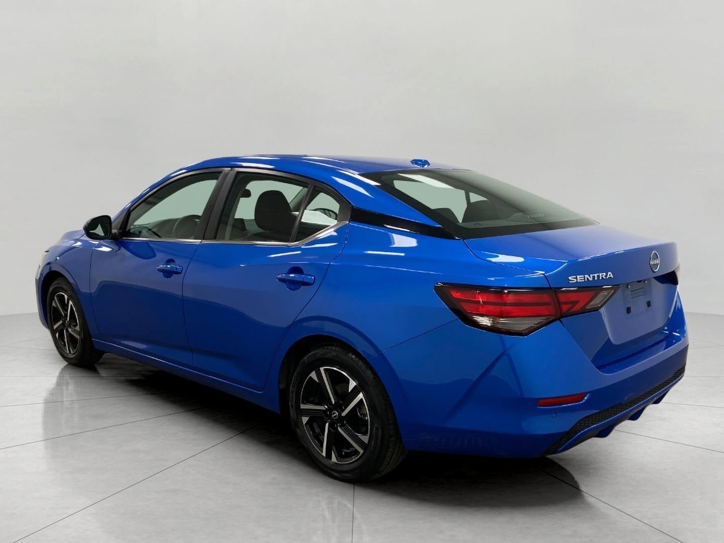 2025 Nissan Sentra SV CVT