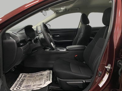 2025 Nissan Sentra SV CVT