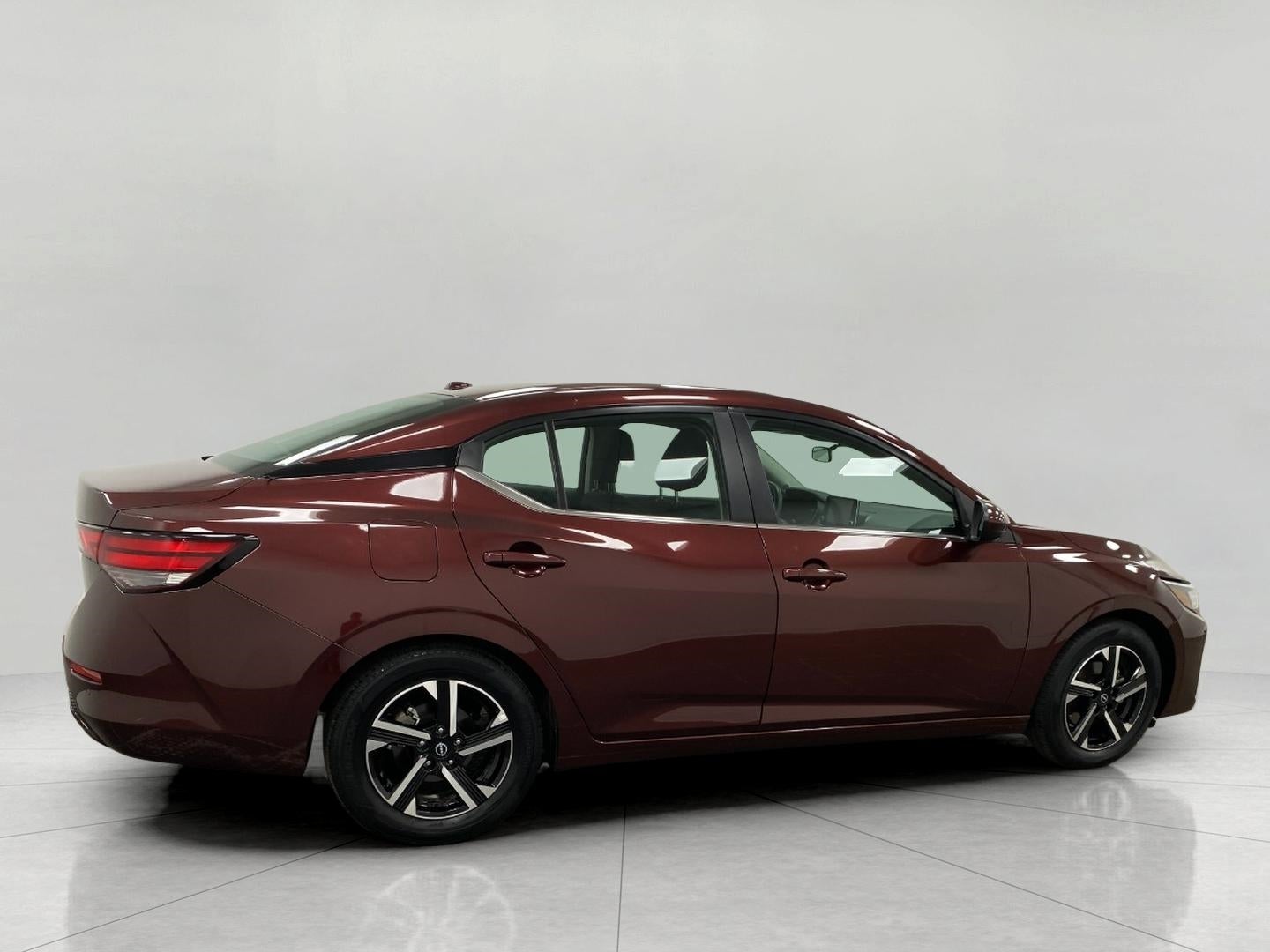 2025 Nissan Sentra SV CVT