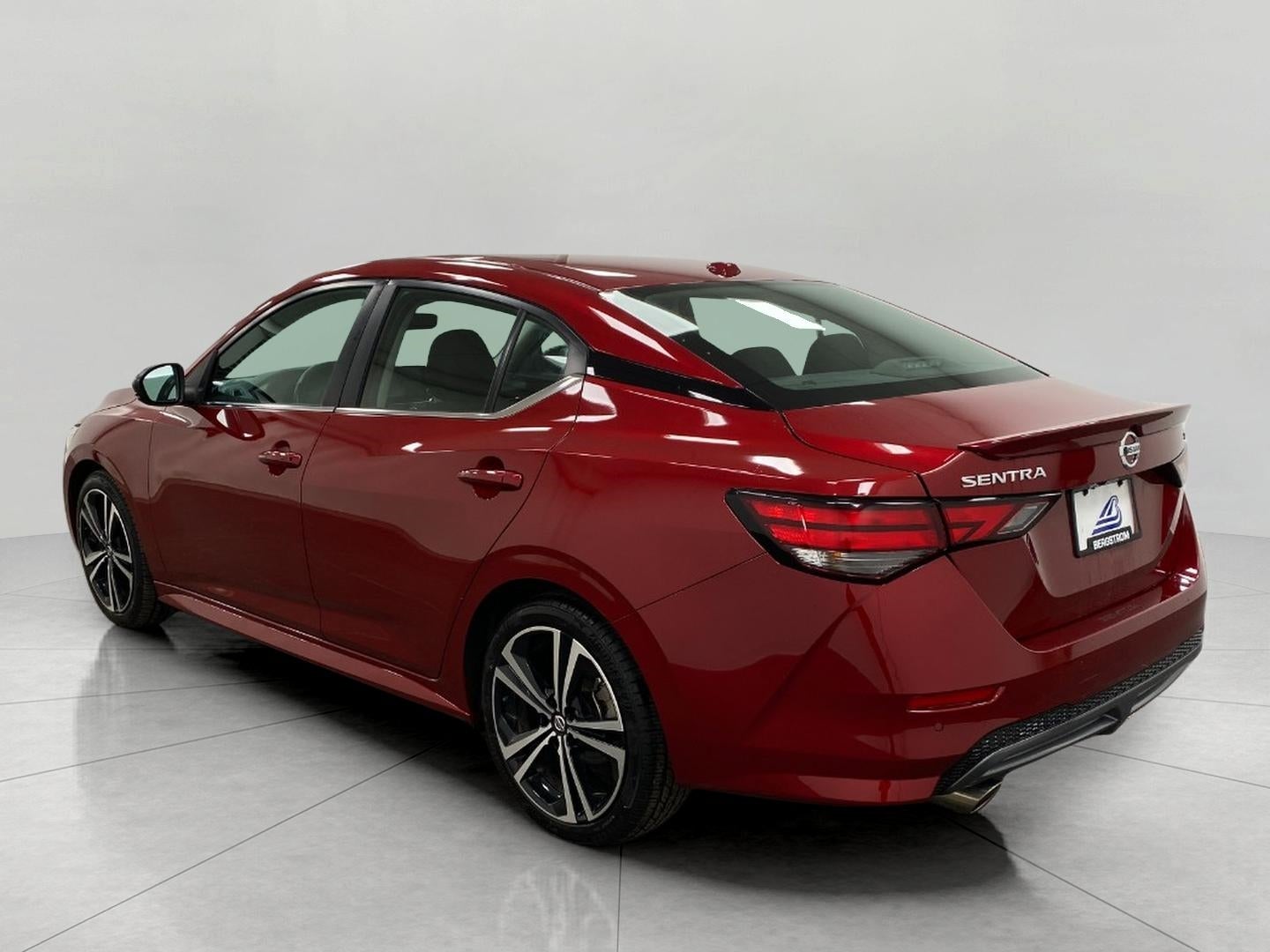 2022 Nissan Sentra SR CVT