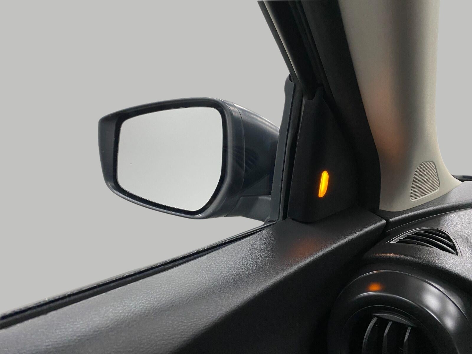 2024 Nissan Kicks S FWD