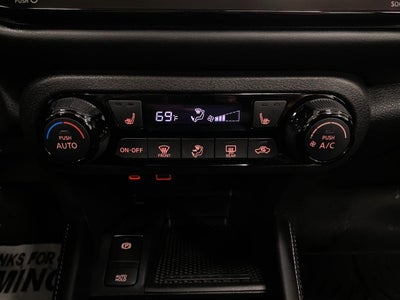 2024 Nissan Kicks SR FWD