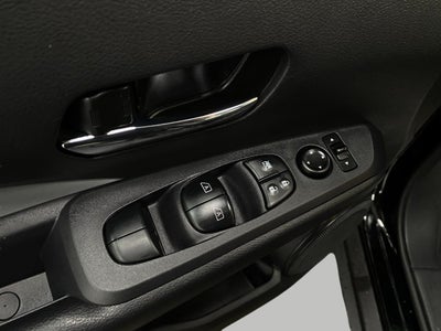 2024 Nissan Kicks SR FWD