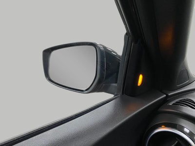 2021 Nissan Kicks SR FWD