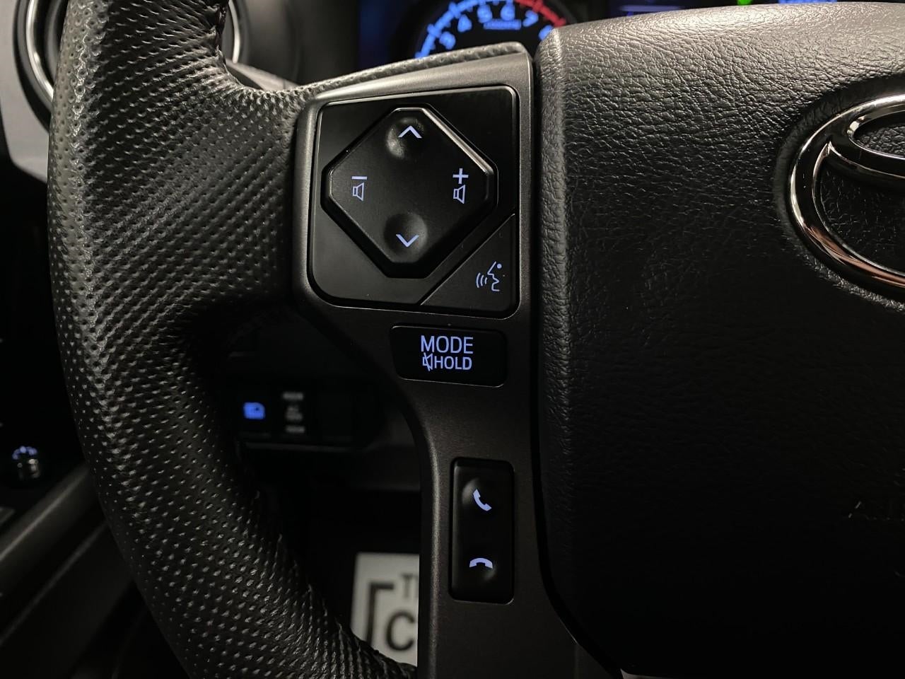 2023 Toyota Tacoma 4WD TRD Sport Double Cab 5' Bed V6 AT