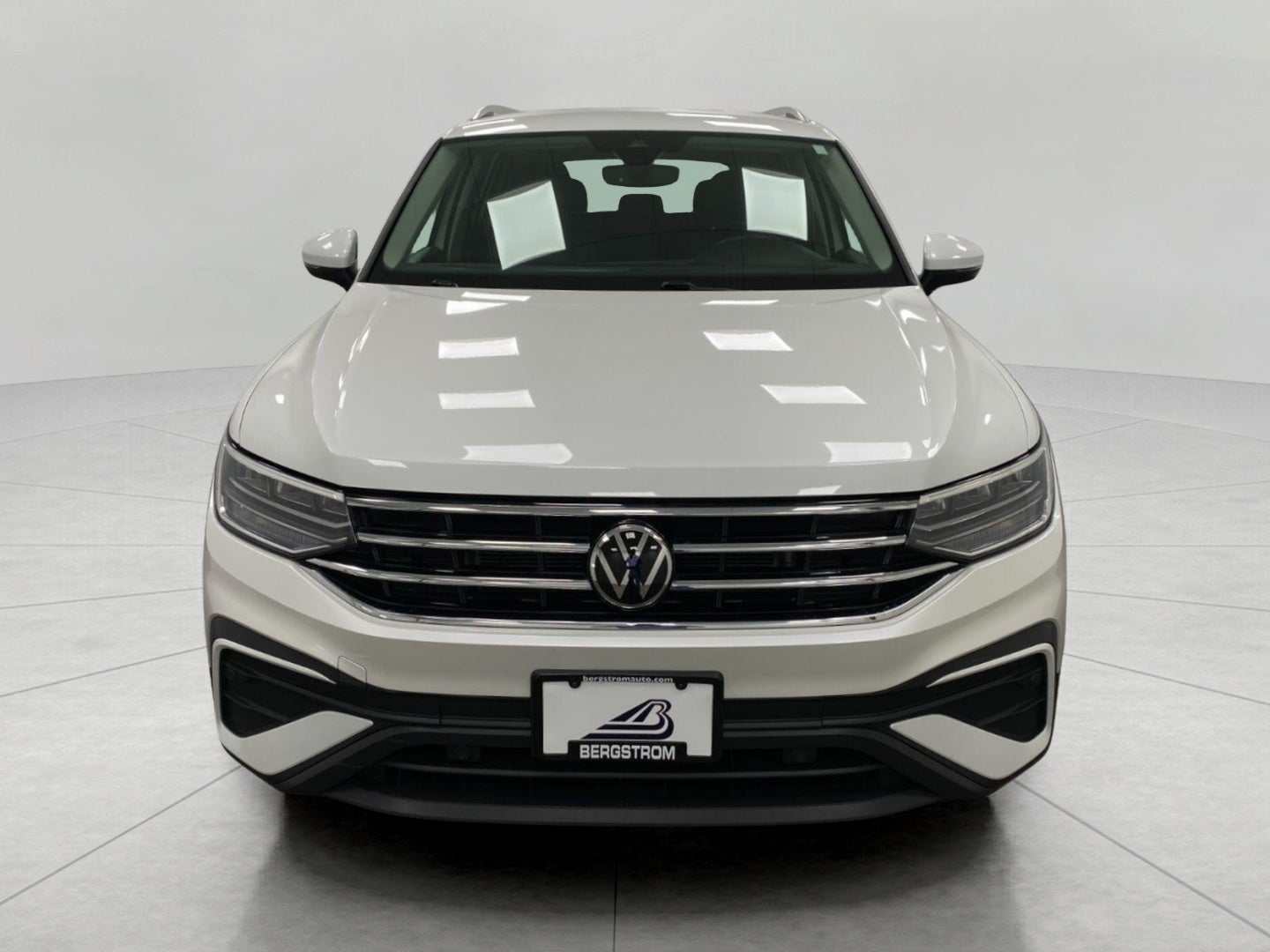 2023 Volkswagen Tiguan 2.0T SE 4MOTION
