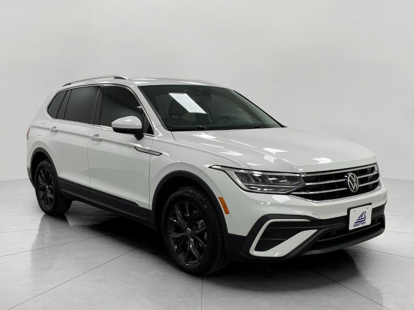 2024 Volkswagen Tiguan 2.0T SE 4MOTION