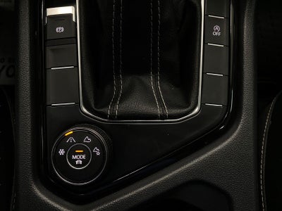 2022 Volkswagen Taos SEL 4MOTION