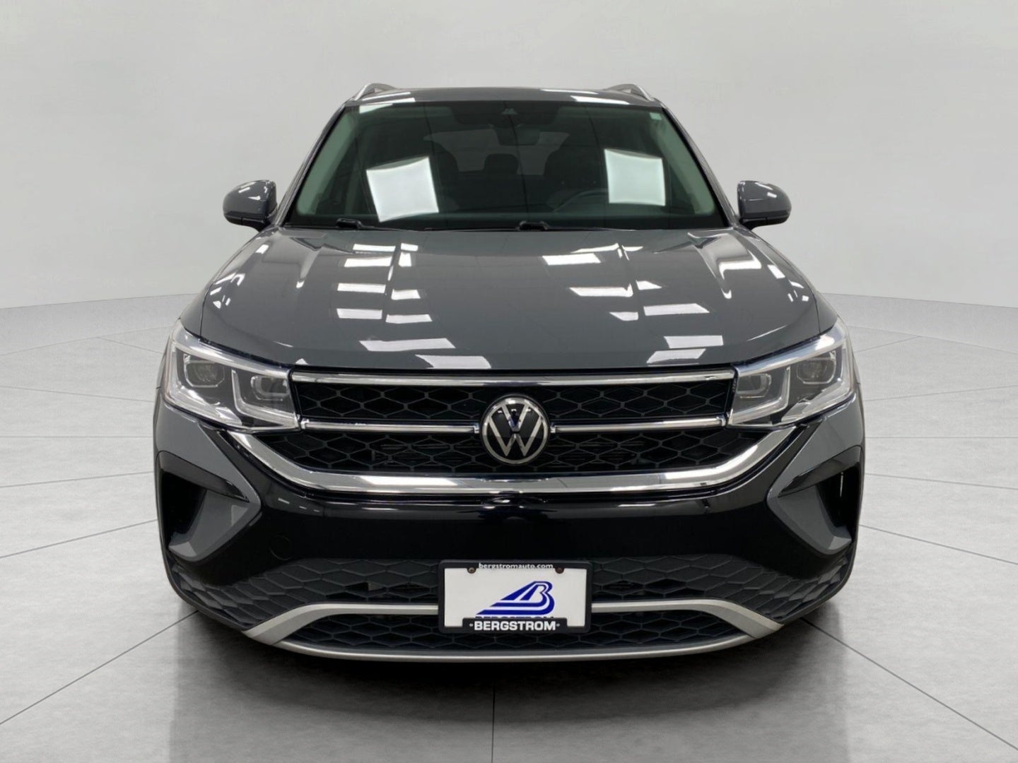 2022 Volkswagen Taos SEL 4MOTION