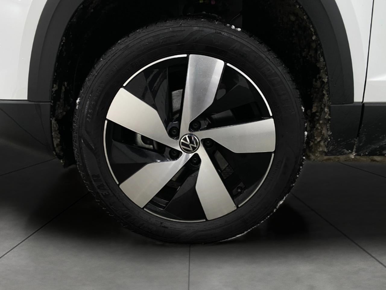 2025 Volkswagen Taos S 4MOTION