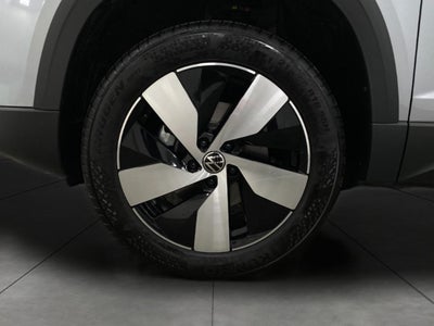 2025 Volkswagen Taos S 4MOTION