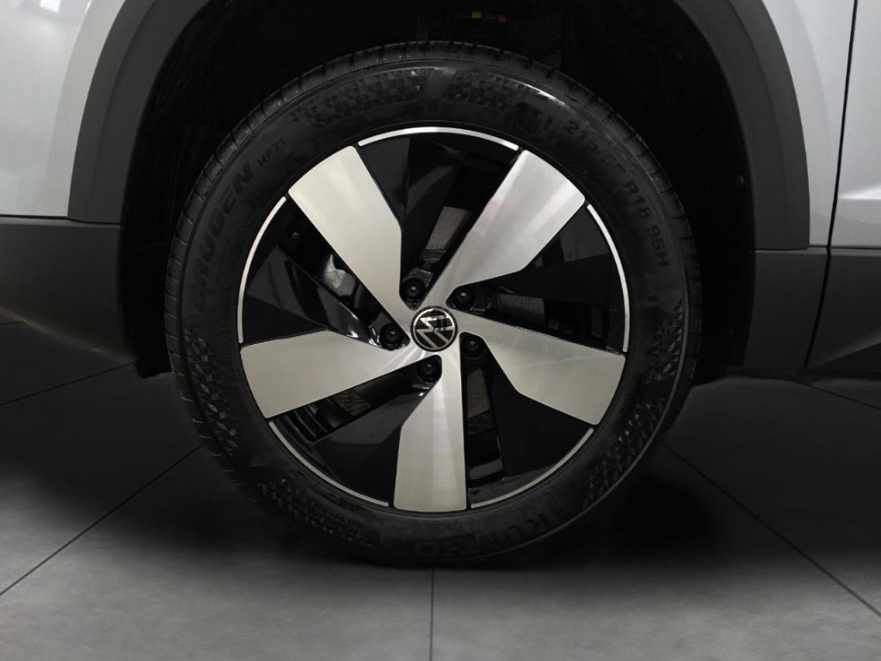 2025 Volkswagen Taos S 4MOTION