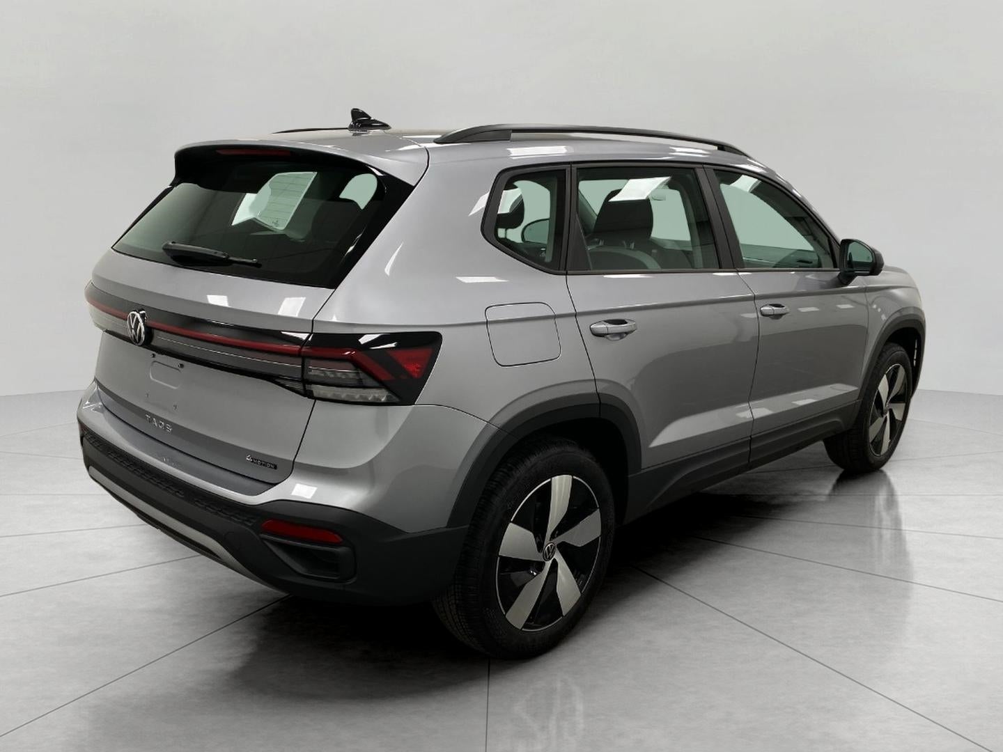 2025 Volkswagen Taos S 4MOTION