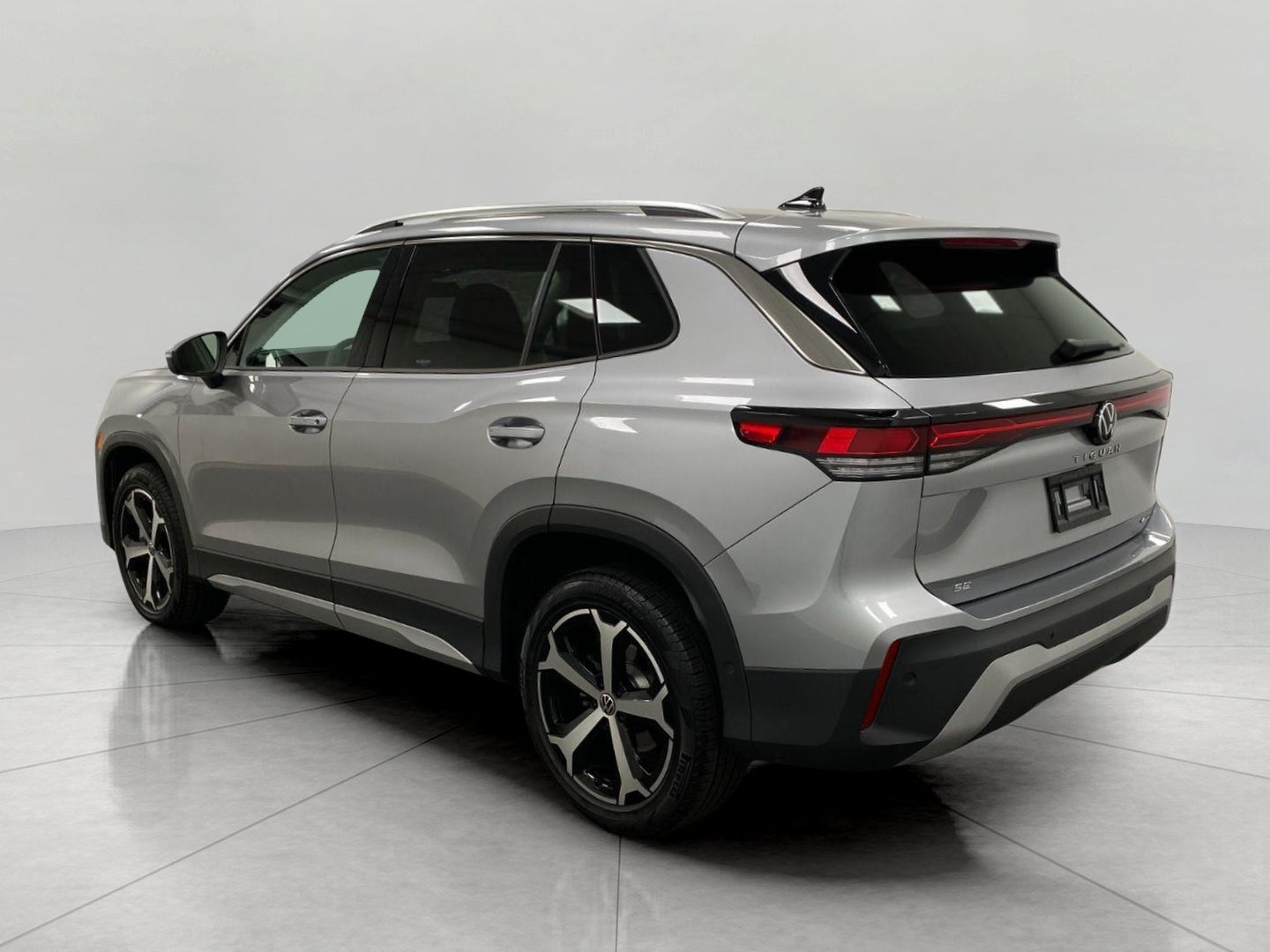 2026 Volkswagen Tiguan SE 4MOTION