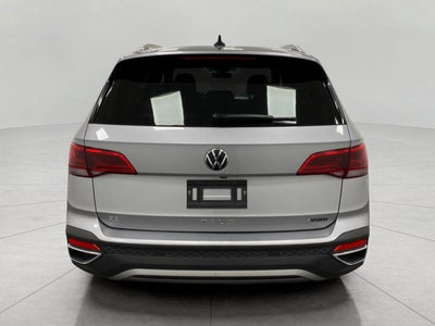 2022 Volkswagen Taos SE 4MOTION