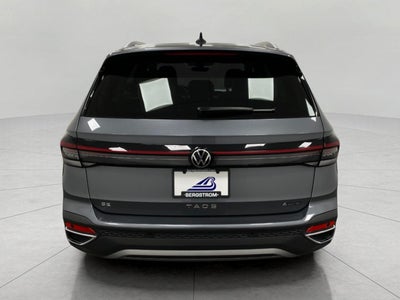 2025 Volkswagen Taos SE 4MOTION