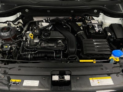 2025 Volkswagen Taos SE 4MOTION