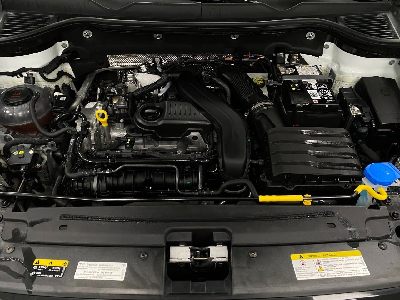 2025 Volkswagen Taos SE 4MOTION