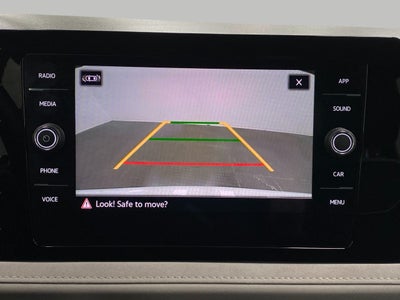 2025 Volkswagen Taos SE 4MOTION