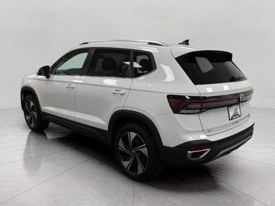 2025 Volkswagen Taos SE 4MOTION