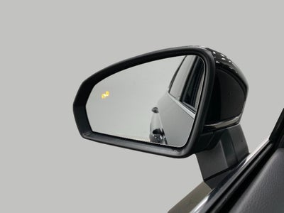 2025 Volkswagen Taos SE 4MOTION