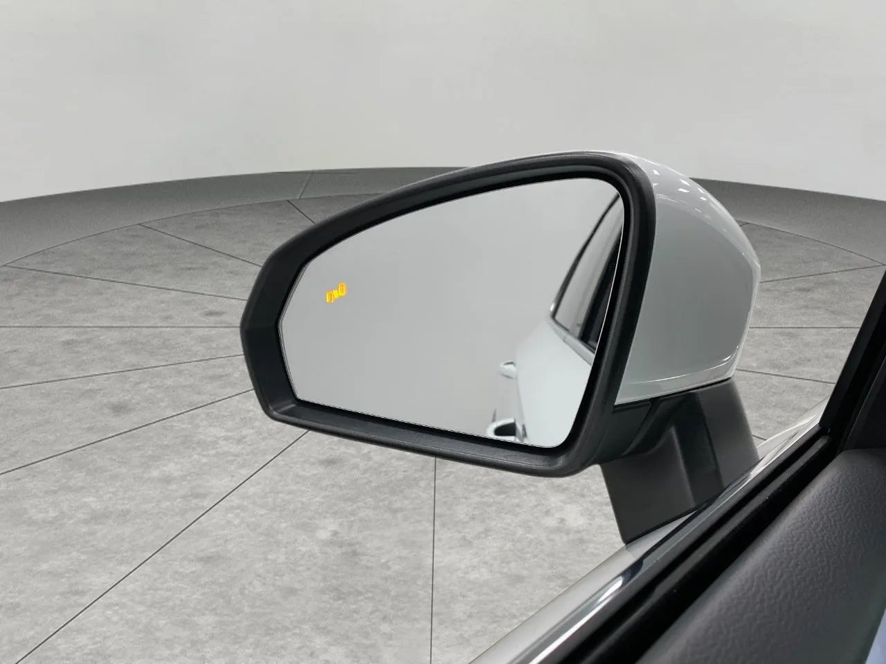 2025 Volkswagen Taos SE 4MOTION