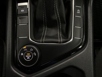 2024 Volkswagen Taos SE 4MOTION