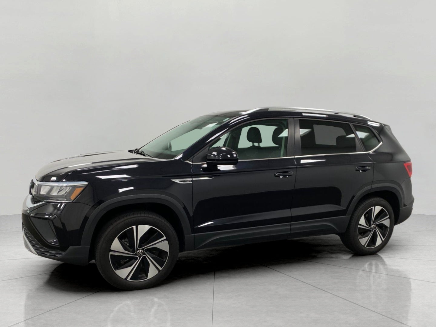 2024 Volkswagen Taos SE 4MOTION
