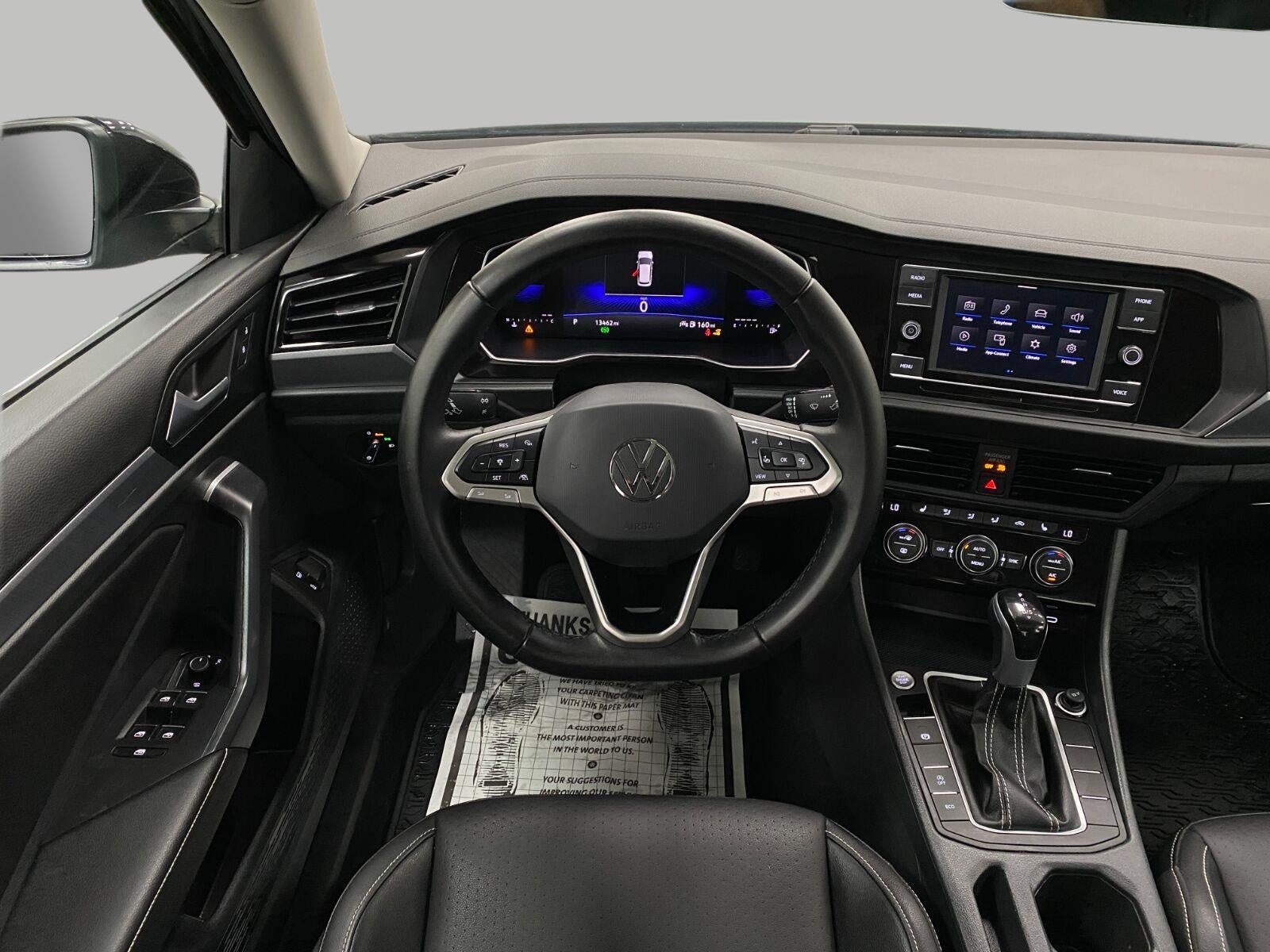 2024 Volkswagen Jetta SE Auto