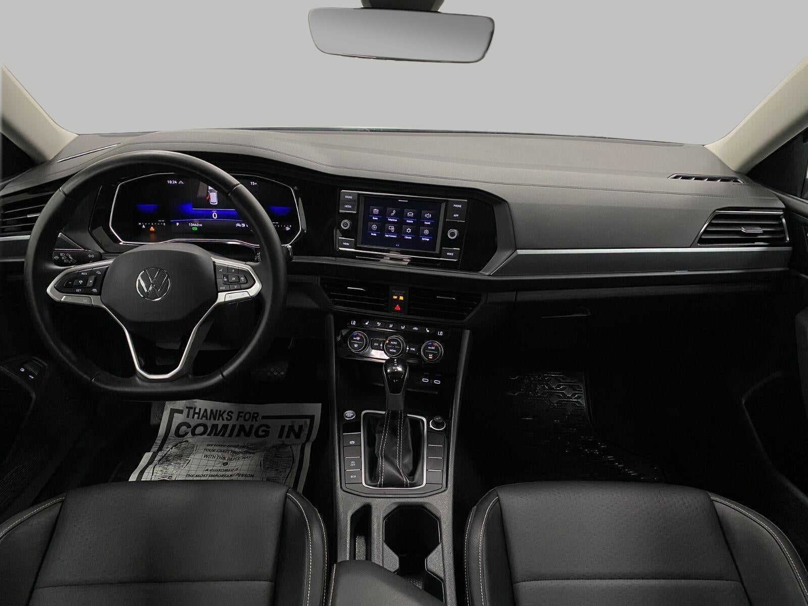 2024 Volkswagen Jetta SE Auto