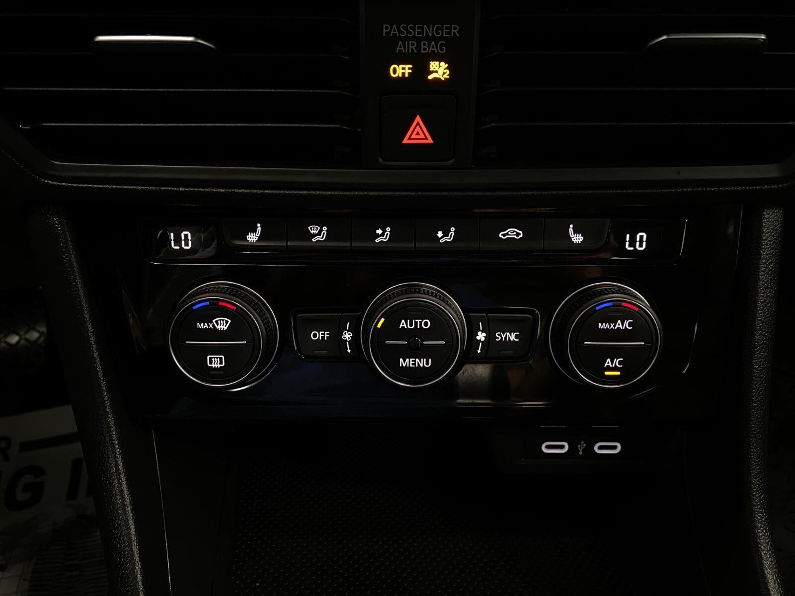 2024 Volkswagen Jetta SE Auto