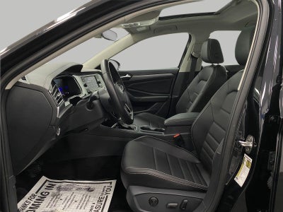 2024 Volkswagen Jetta SE Auto