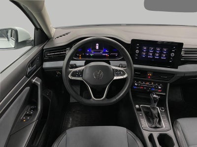 2026 Volkswagen Jetta SE Auto