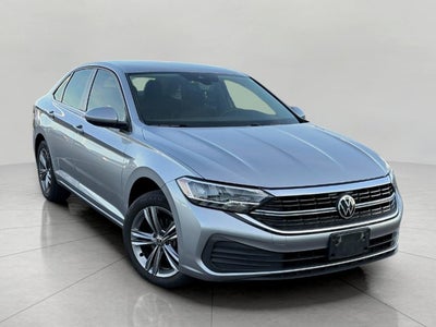 2023 Volkswagen Jetta SE Auto